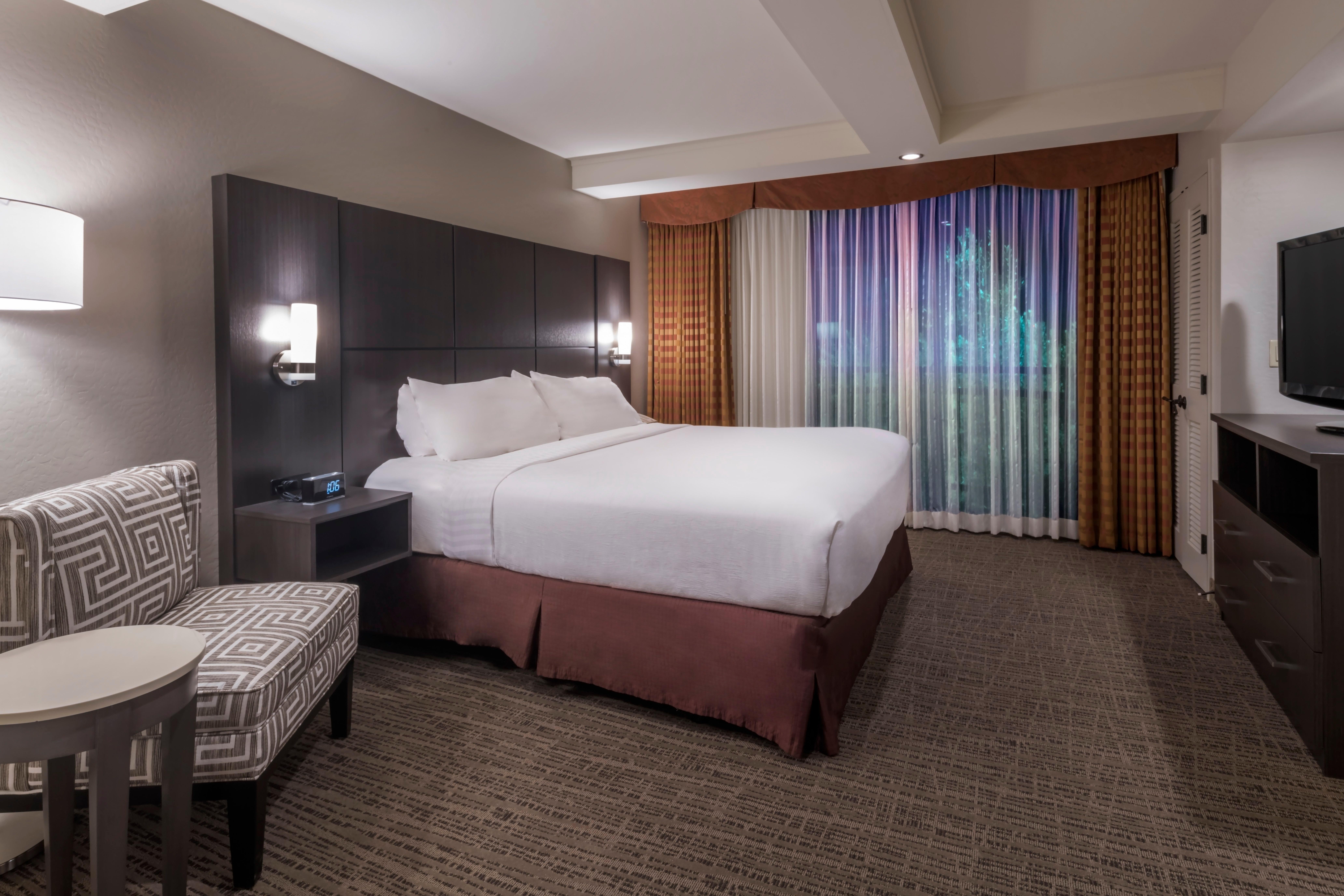 Holiday Inn And Suites Phoenix Airport North By Ihg Exterior foto