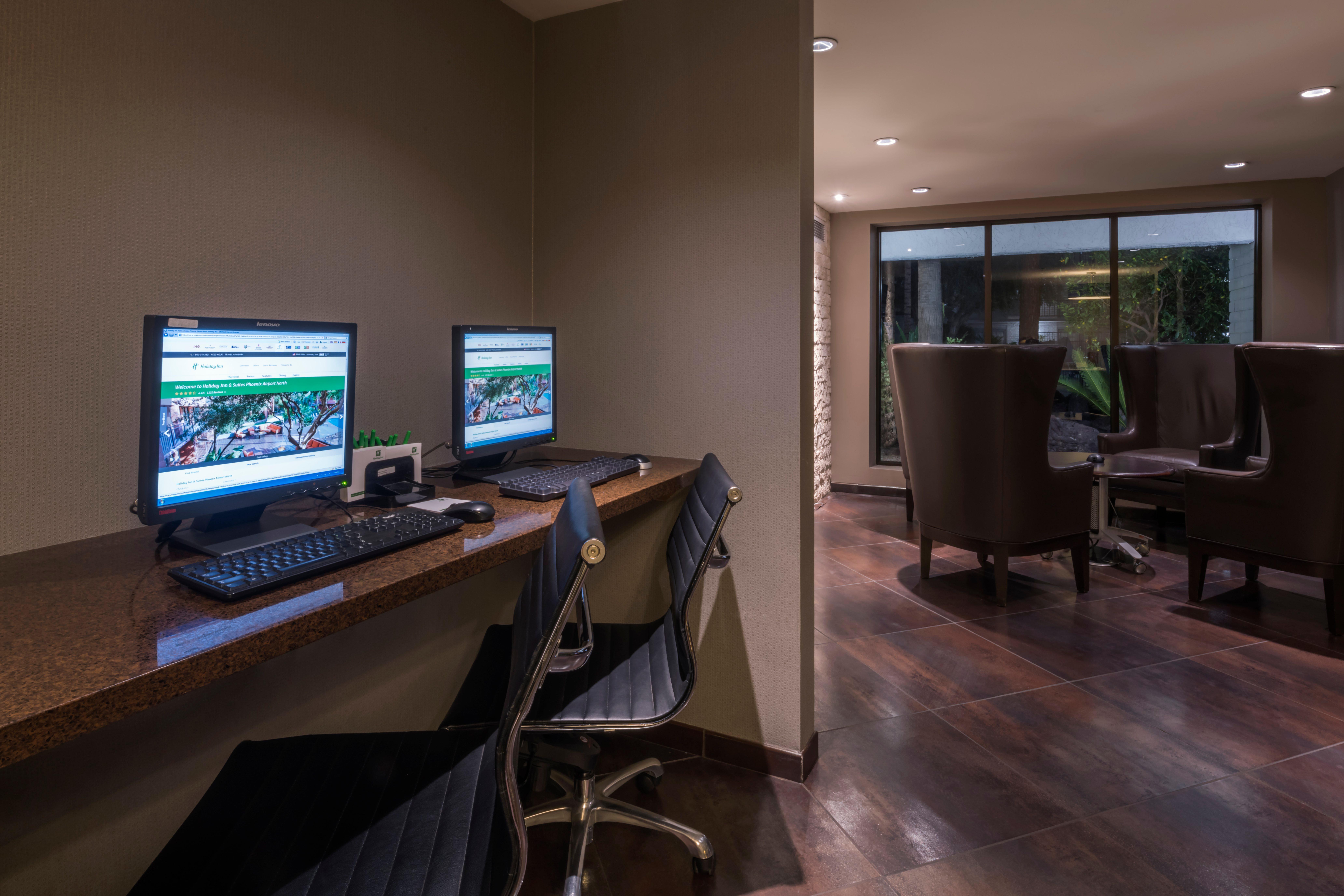 Holiday Inn And Suites Phoenix Airport North By Ihg Exterior foto